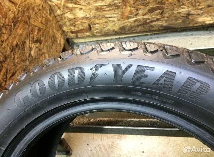 Goodyear Ultragrip Ice Arctic 225/50 R17 98T
