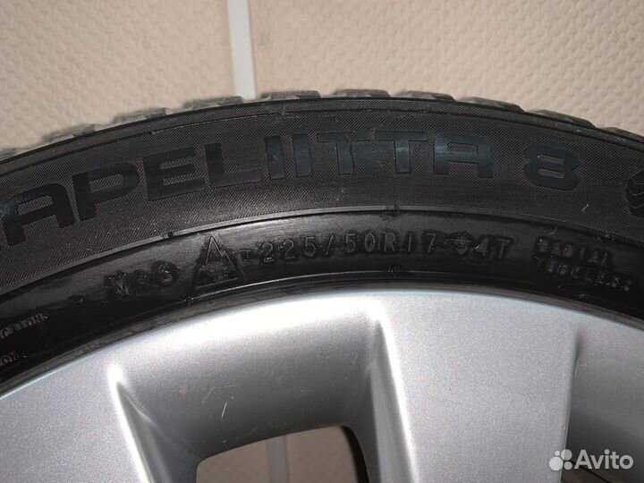 Nokian Tyres Hakkapeliitta 8 225/50 R17