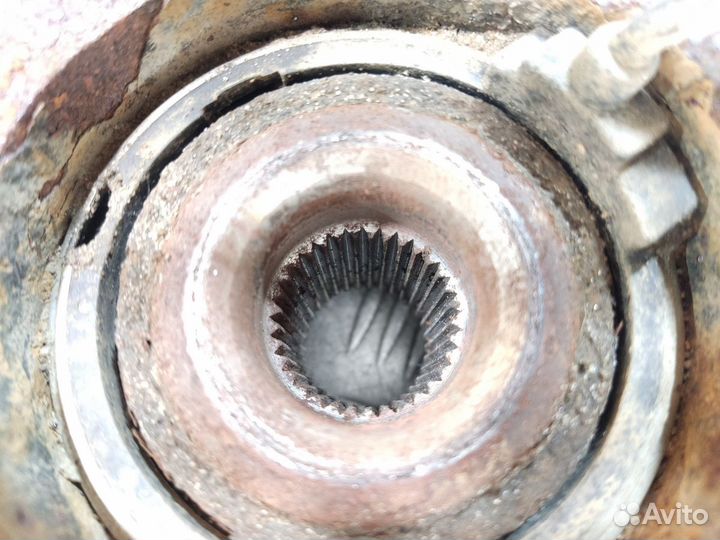 Кулак поворотный передний левый Opel Astra H