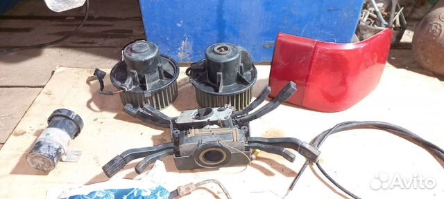 Задний фонарь audi 80