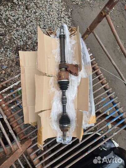 Привод правый мазда 3 bk 2.0 2.3 МКПП 2007 г