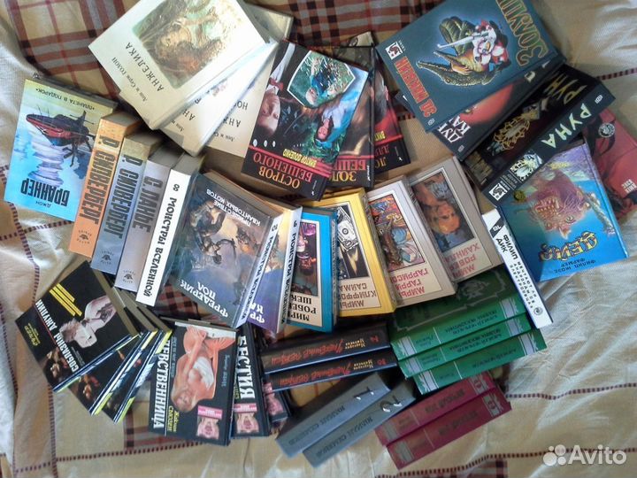 Фантастика, детективы, ужасы, приключения