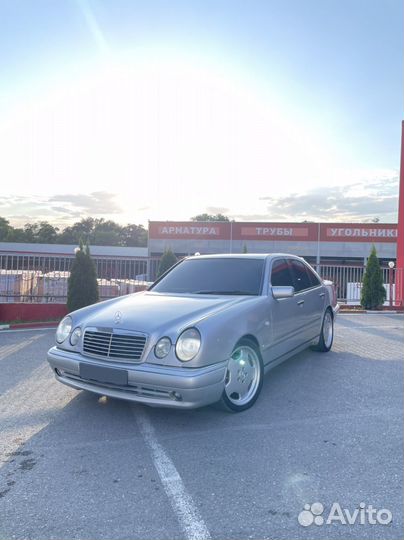 Mercedes-Benz E-класс 4.3 AT, 1997, 306 000 км