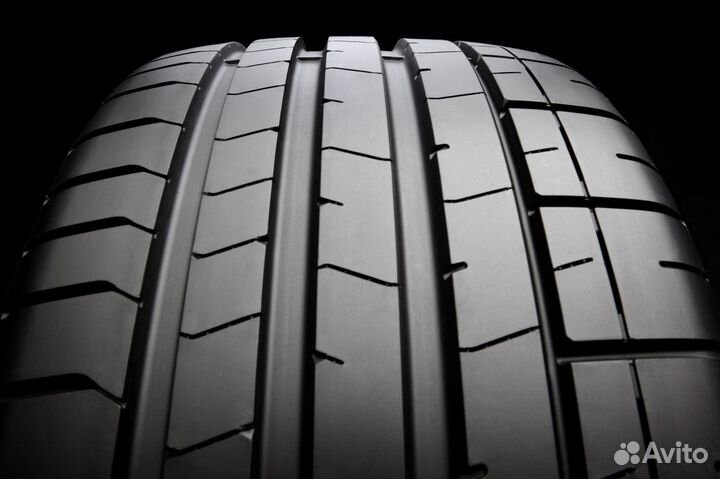Pirelli P Zero PZ4 255/50 R19 107W