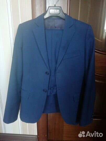 Школьный костюм