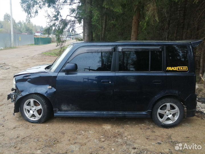 Toyota bb в разбор