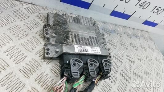 Блок управления двс renault laguna 3 (8LV17PC01)