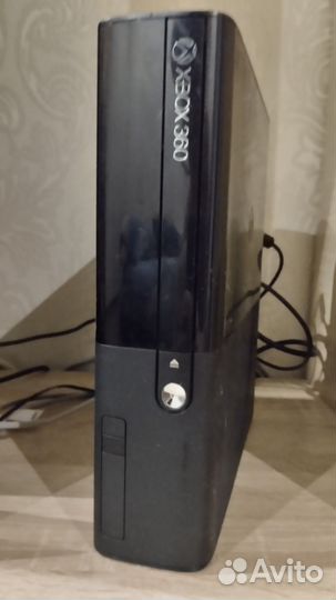 Xbox 360e (freeboot)