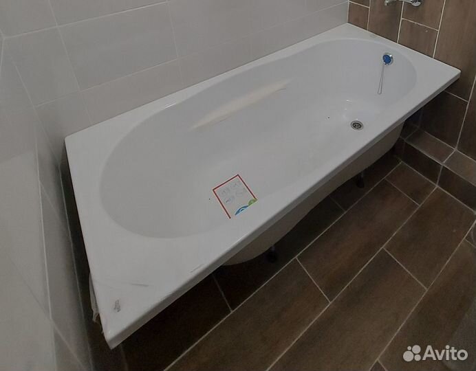 Ванна акриловая 150 новая