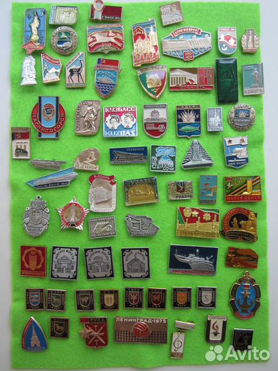 Набор значков и просто - значки