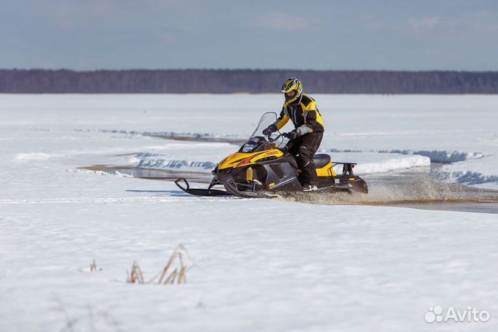 Снегоход Русская механика tiksy 250 Люкс