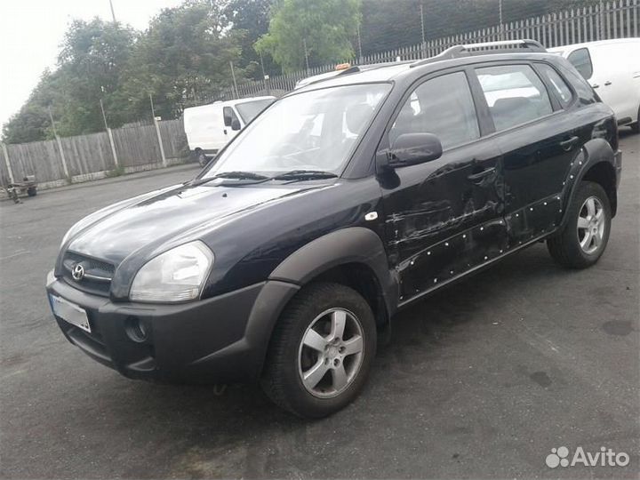 Разбор на запчасти Hyundai Tucson 1 2004-2009