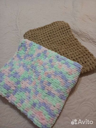 Плюшевый плед в коляску