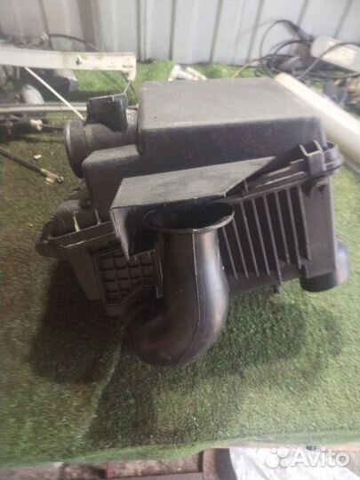 Корпус воздушного фильтра Mazda 6 2008