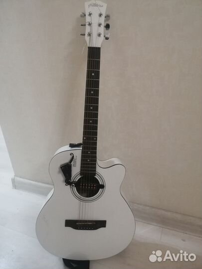 Гитара Elitaro