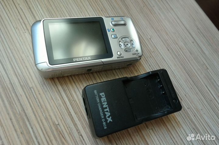 Подводный фотоаппарат Pentax W10