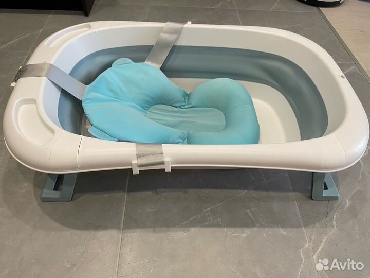 Детская ванночка для купания с гамаком