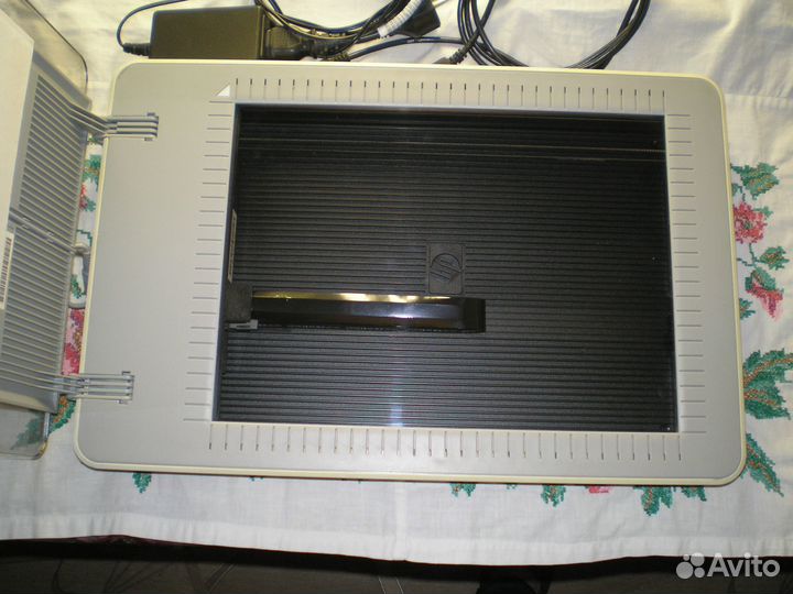 Планшетный сканер HP Scanjet G2710