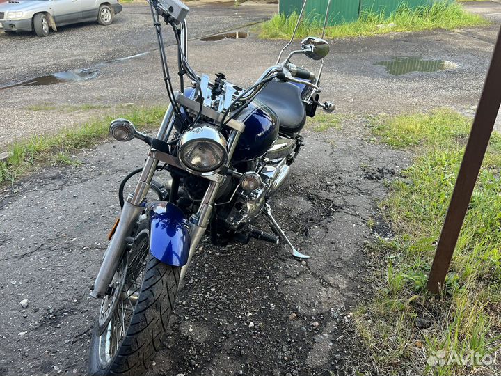 Yamaha xvs1100 v-star custom