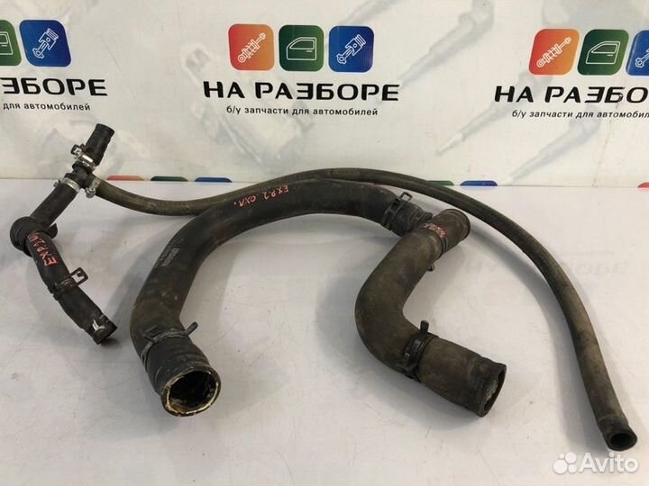 Патрубок системы охлаждения Ford Explorer UN150