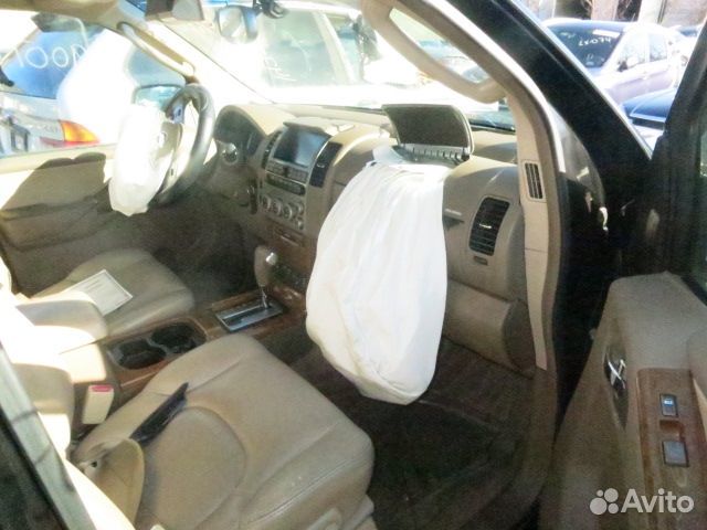 Разбор на запчасти Nissan Pathfinder
