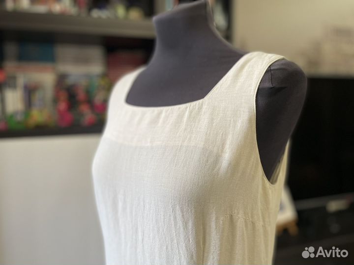 Летнее платье Marc Aurel 46