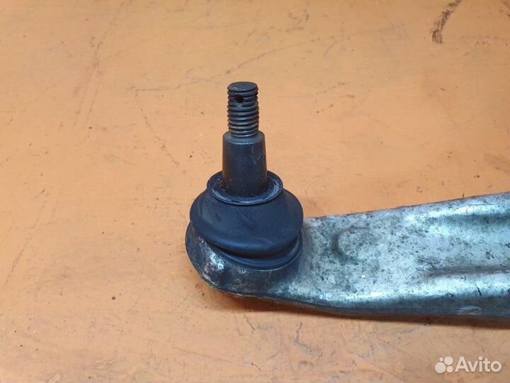 Рычаг подвески нижний передний правый Honda Pilot