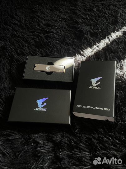 Блок питания Asus Rog Strix 80+ Gold 1000w