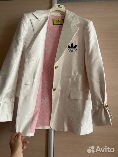 Пиджак женский Gucci