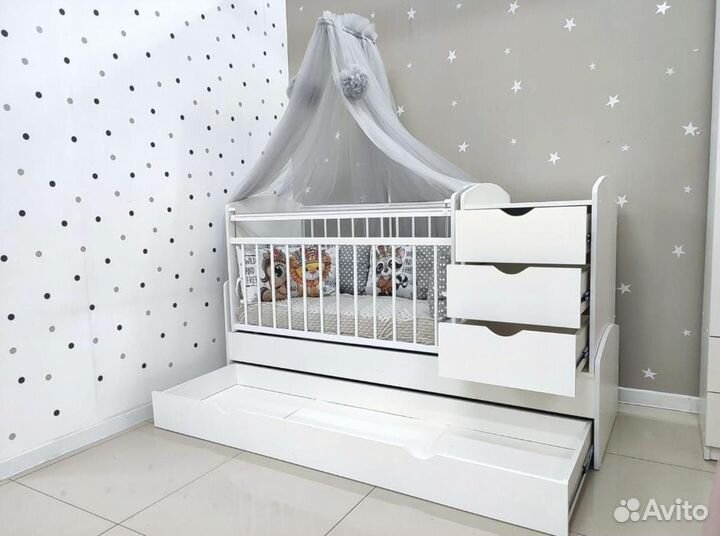 Детская кроватка