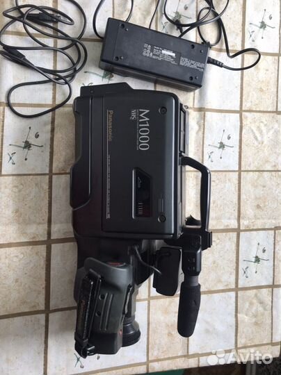 Panasonic m1000 профи камера