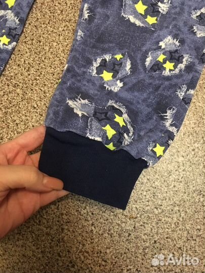 Спортивный костюм новый, размер 42-44