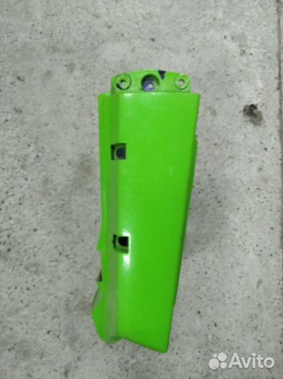 Задний пластик Кавасаки GPX 250