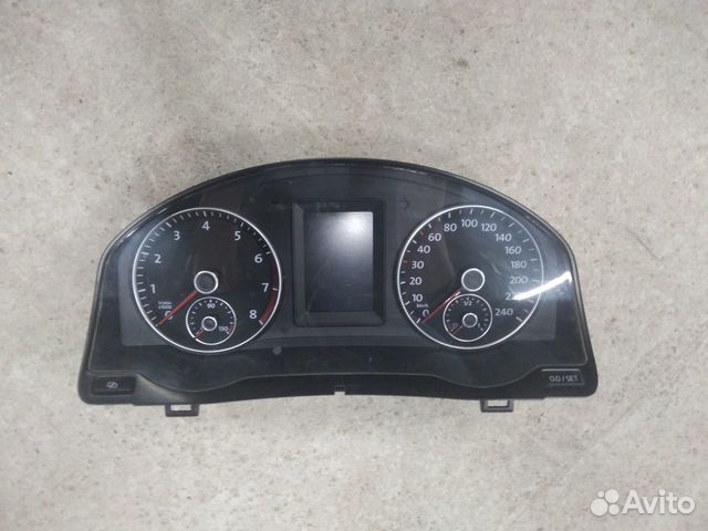 Панель приборов VW Golf Plus