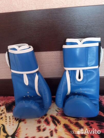 Боксерские перчатки детские 8 oz