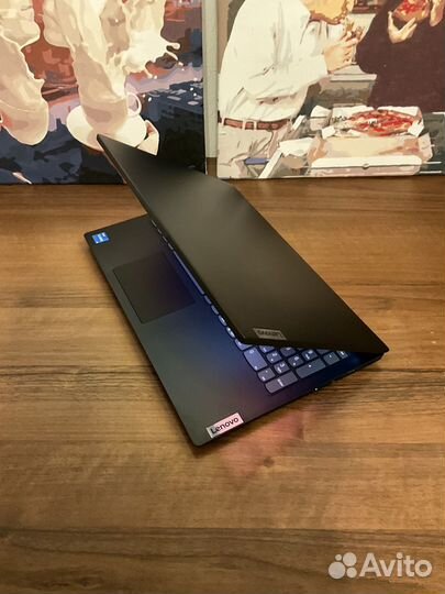 Новый ноутбук Lenovo I3 1115G4