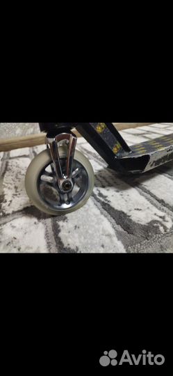 Трюковой самокат (кастом)