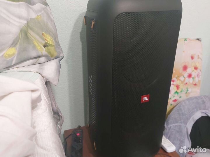 Колонка JBL Partybox 200