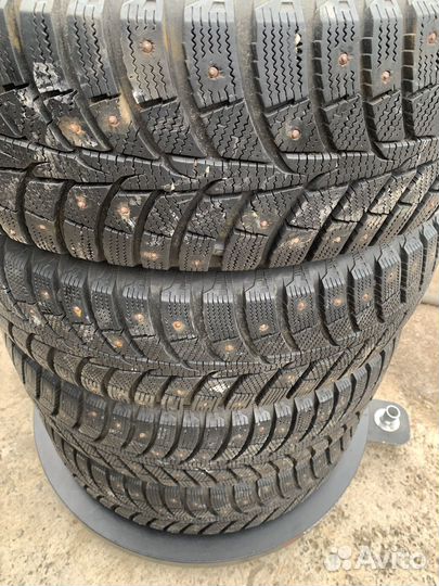 Laufenn I Fit Ice LW 71 215/60 R17