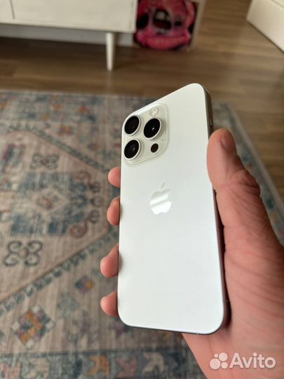 iPhone 15 Pro, 256 ГБ