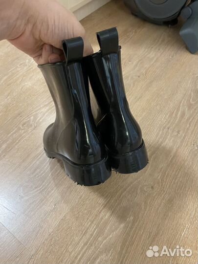 Резиновые сапоги