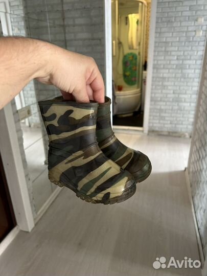 Резиновые сапоги
