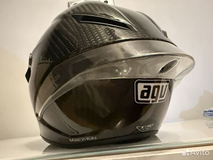 AGV pista GP carbon