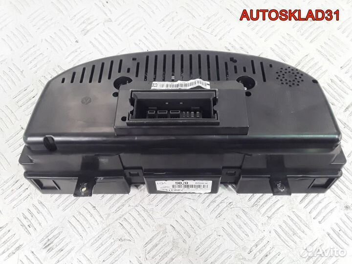 Панель приборов Volkswagen Passat B6 3C0920870G
