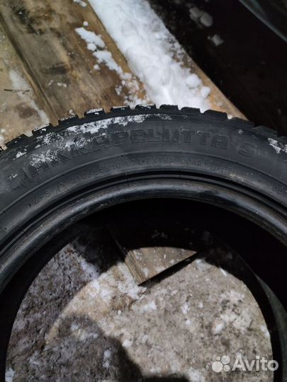 Nokian Tyres Hakkapeliitta 5 215/55 R16