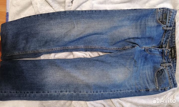 Джинсы