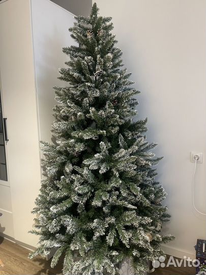 Ель искуственная 180