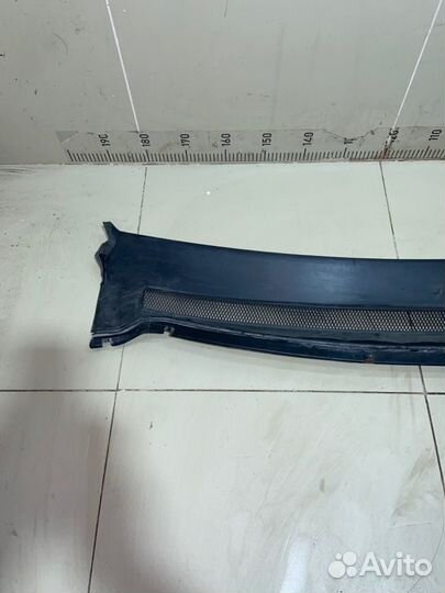 Решетка стеклоочистителей (планка под лобовое