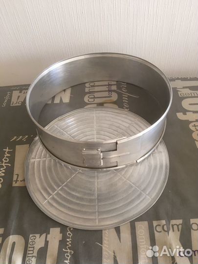 Разьемная форма для выпечки