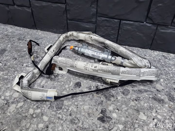 Подушка безопасности боковая правая W212